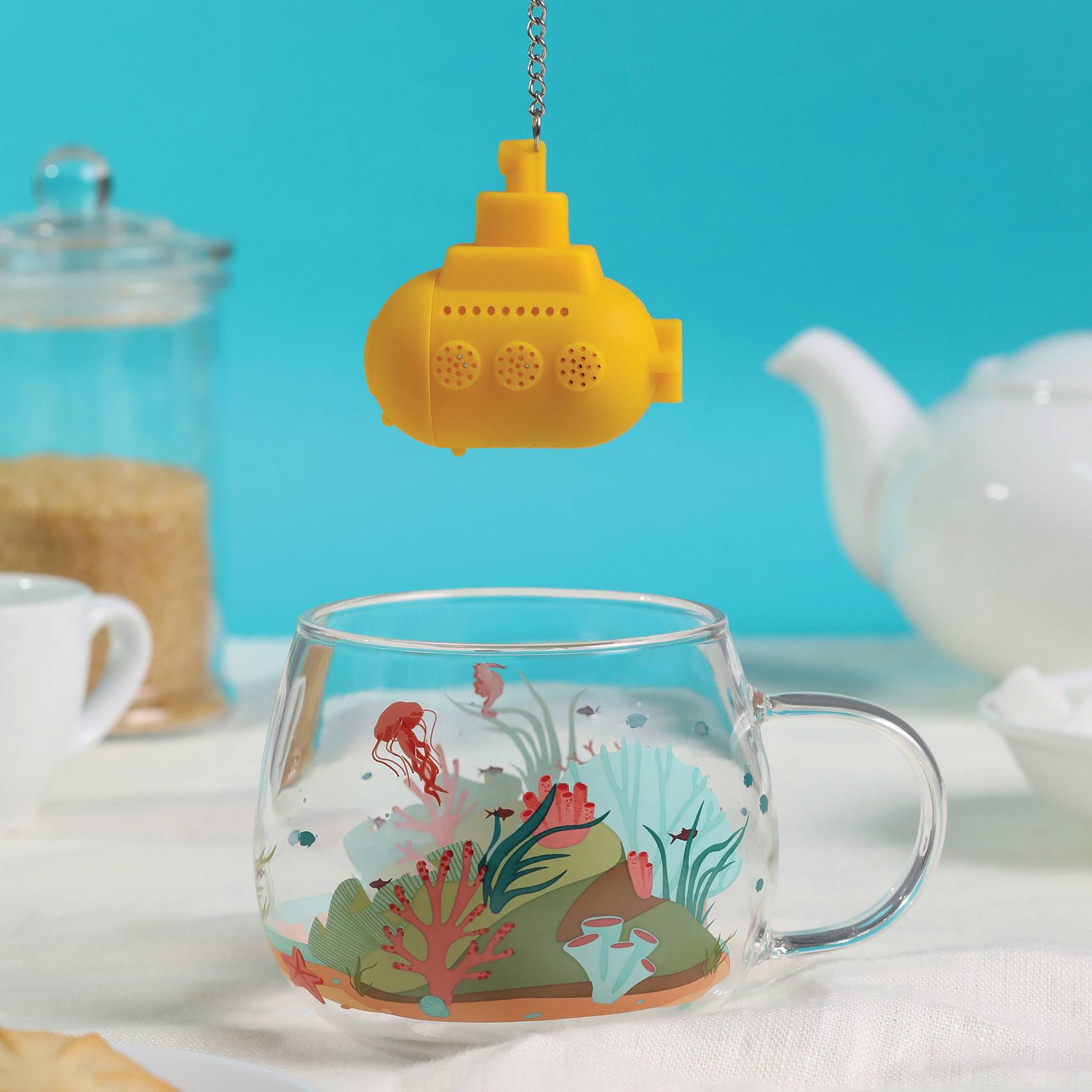 Set tasse et infuseur sous-marin jaune Under the tea par OTOTO